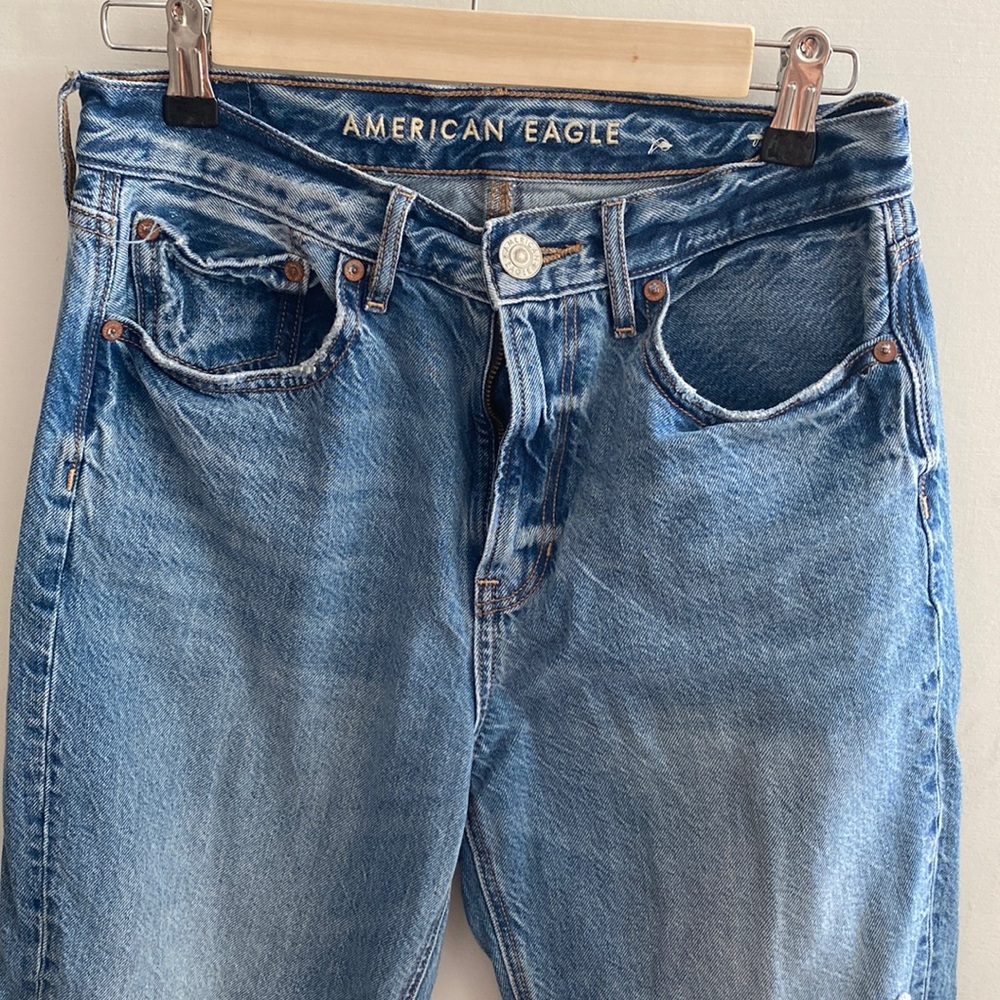 American Eagle distressed jeans